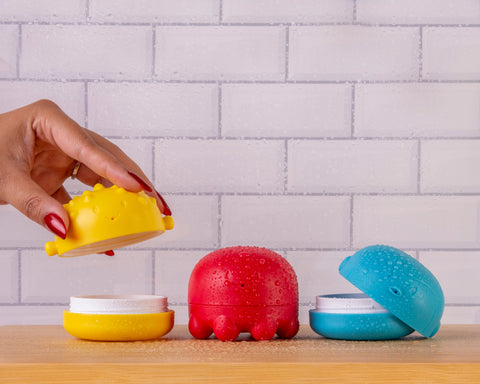 Set de juguetes de baño silicón UBBI