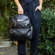 Petunia Pickle Bottom Pañalera Ace Croc Negro